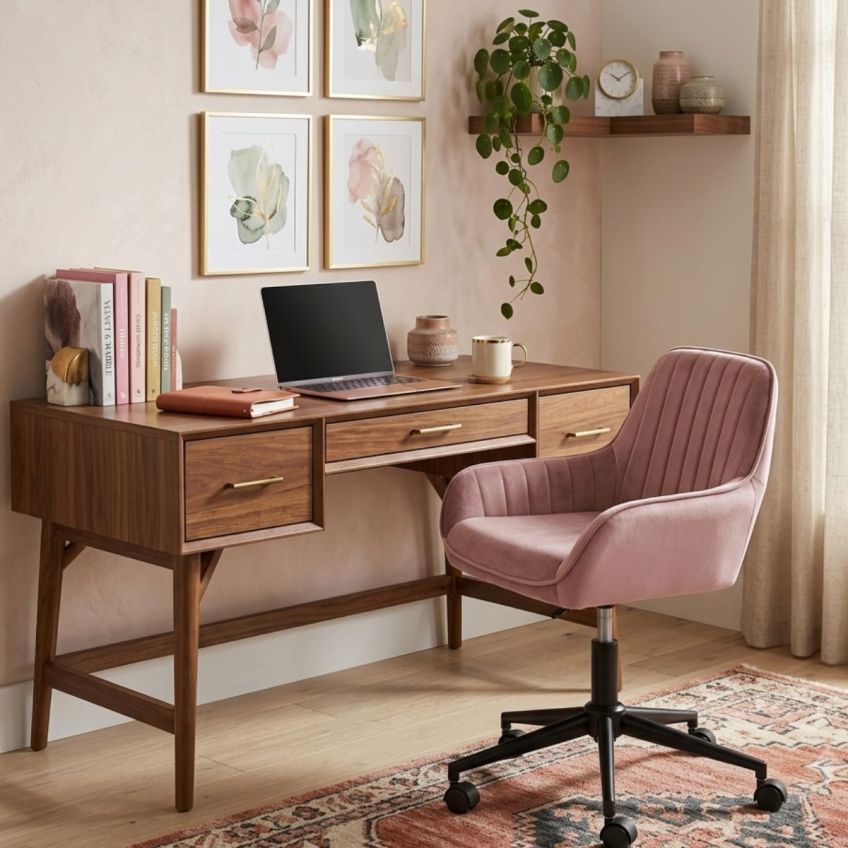 Kaan Office Chair in Pink Velvet Black Base