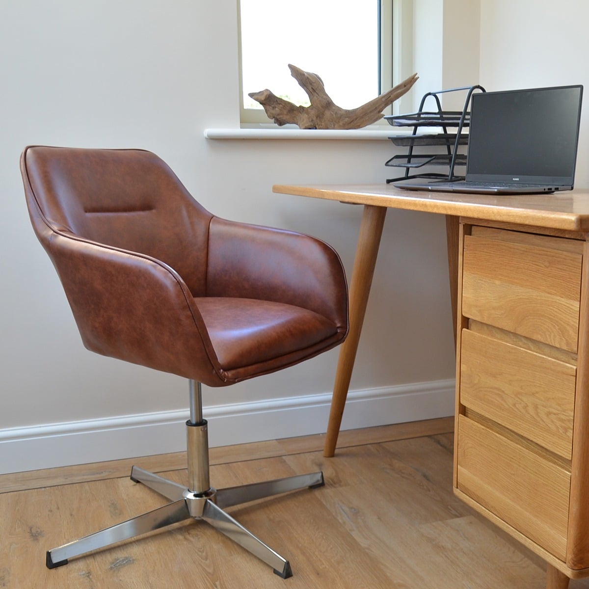 Esto Office Chair in Vintage Brown Leather