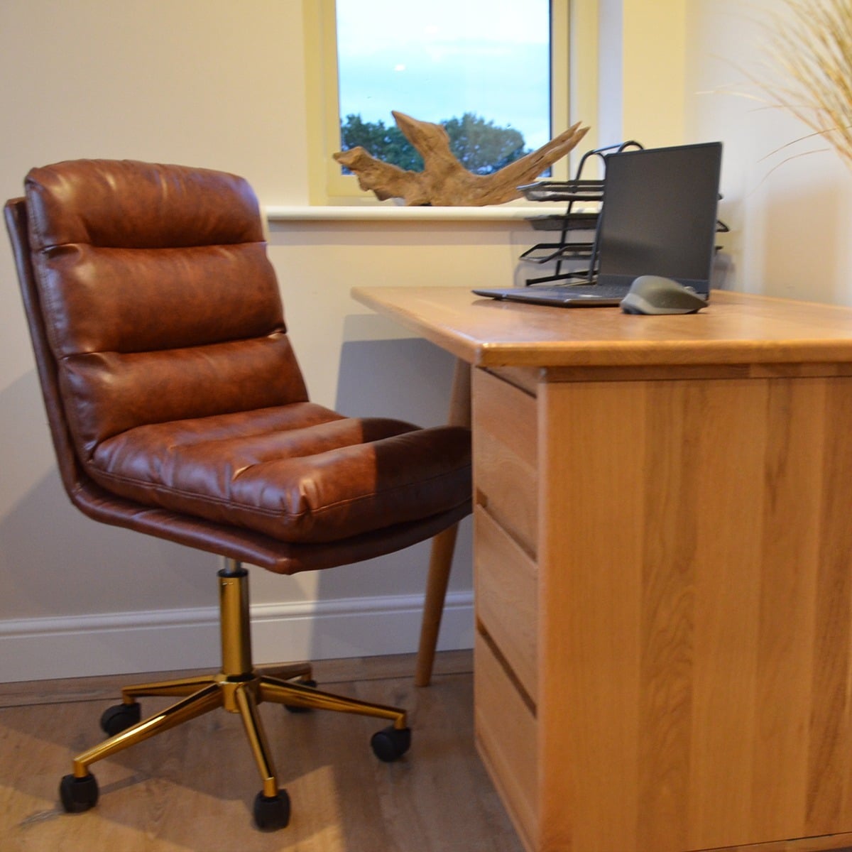 Strada Office Chair in Vintage Brown Leather & Gold Base