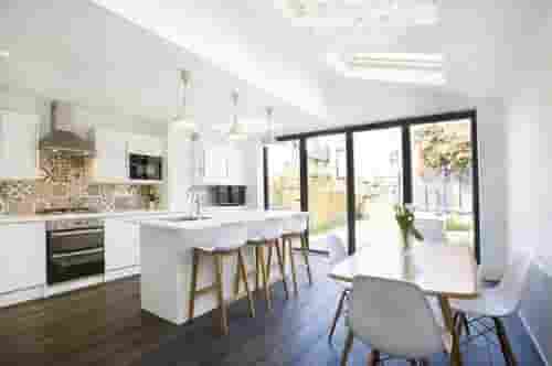 How to find a comfortable bar stool