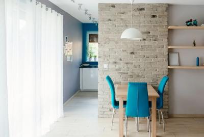 Dining Chairs in Bright Colours to Liven Up Your Dining Room