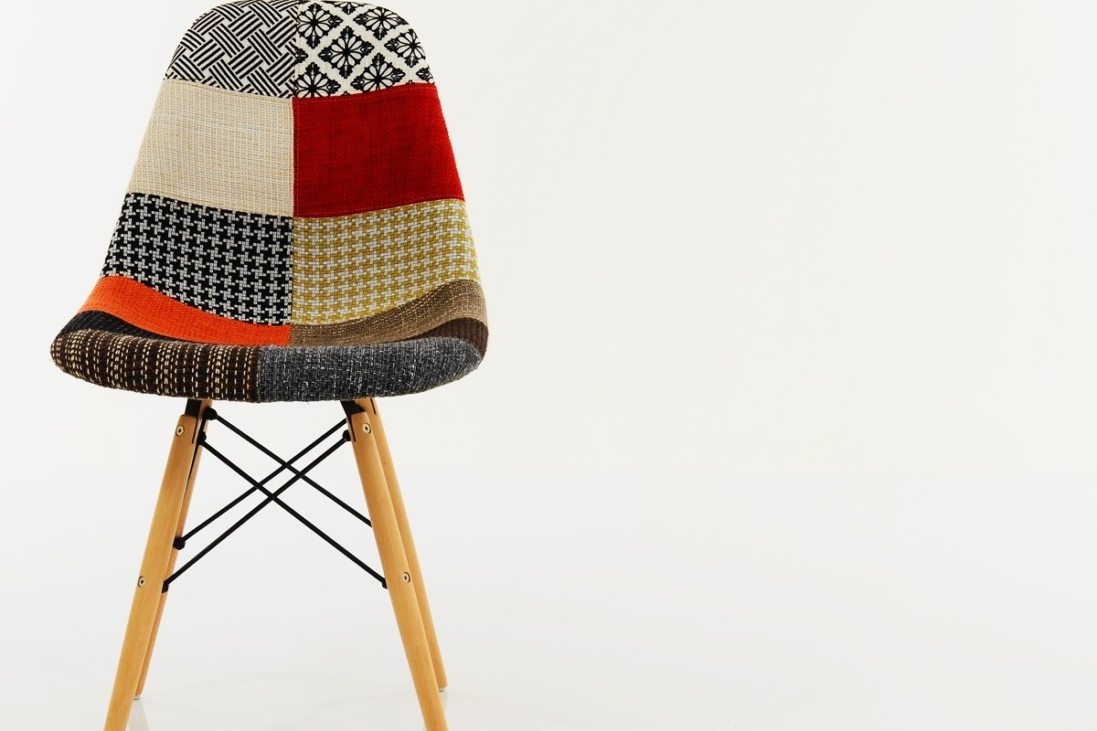 What Colours Are Available in the DSW Chair?